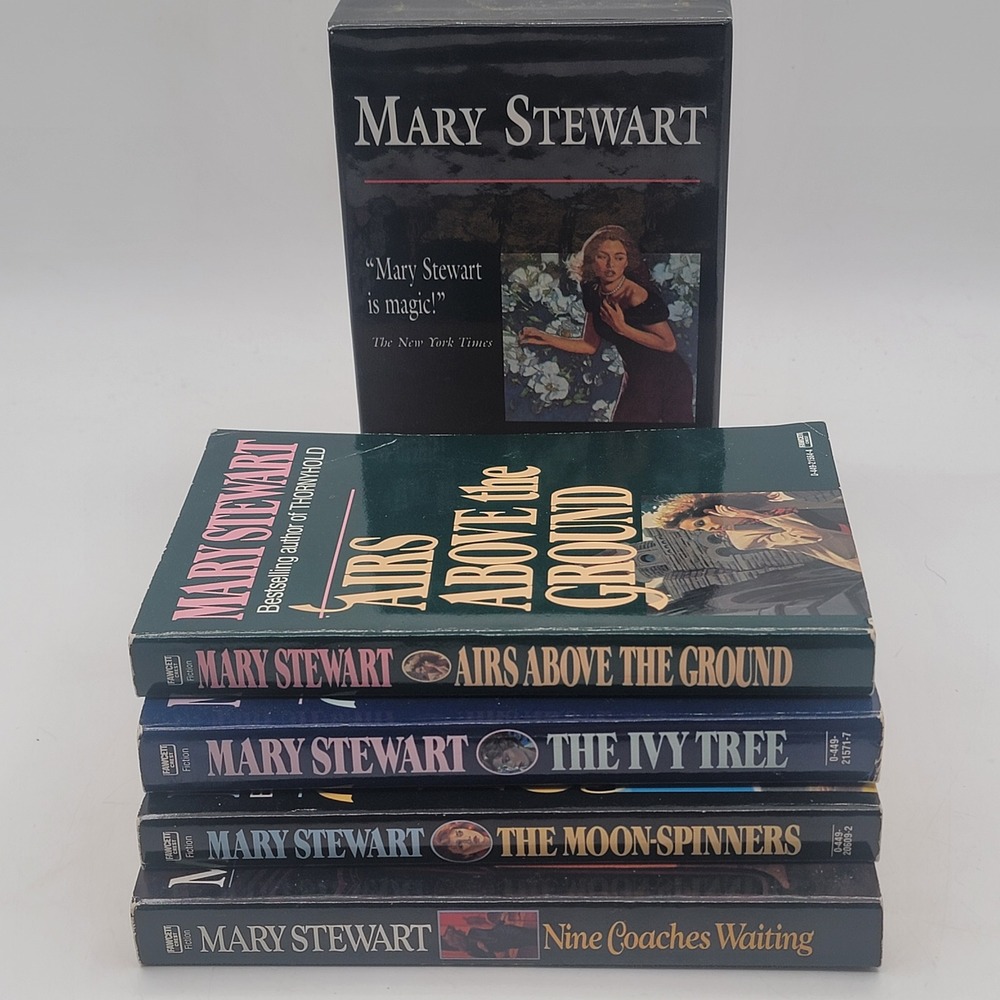 Mary Stewart Romantic Suspense 4 Book Box Set Paperback Fawcett Crest Good